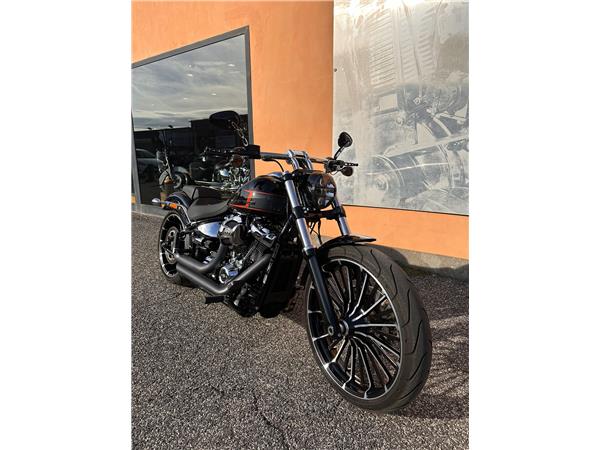 Harley-Davidson Softail FXBR - Breakout