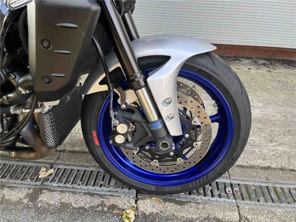 2023 Yamaha MT10 Blue