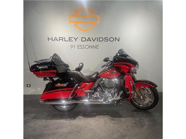 TOURING ELECTRA GLIDE 1800 ULTRA CVO