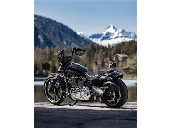 2018 HARLEY-DAVIDSON Softail FXBR Breakout 107 ABS