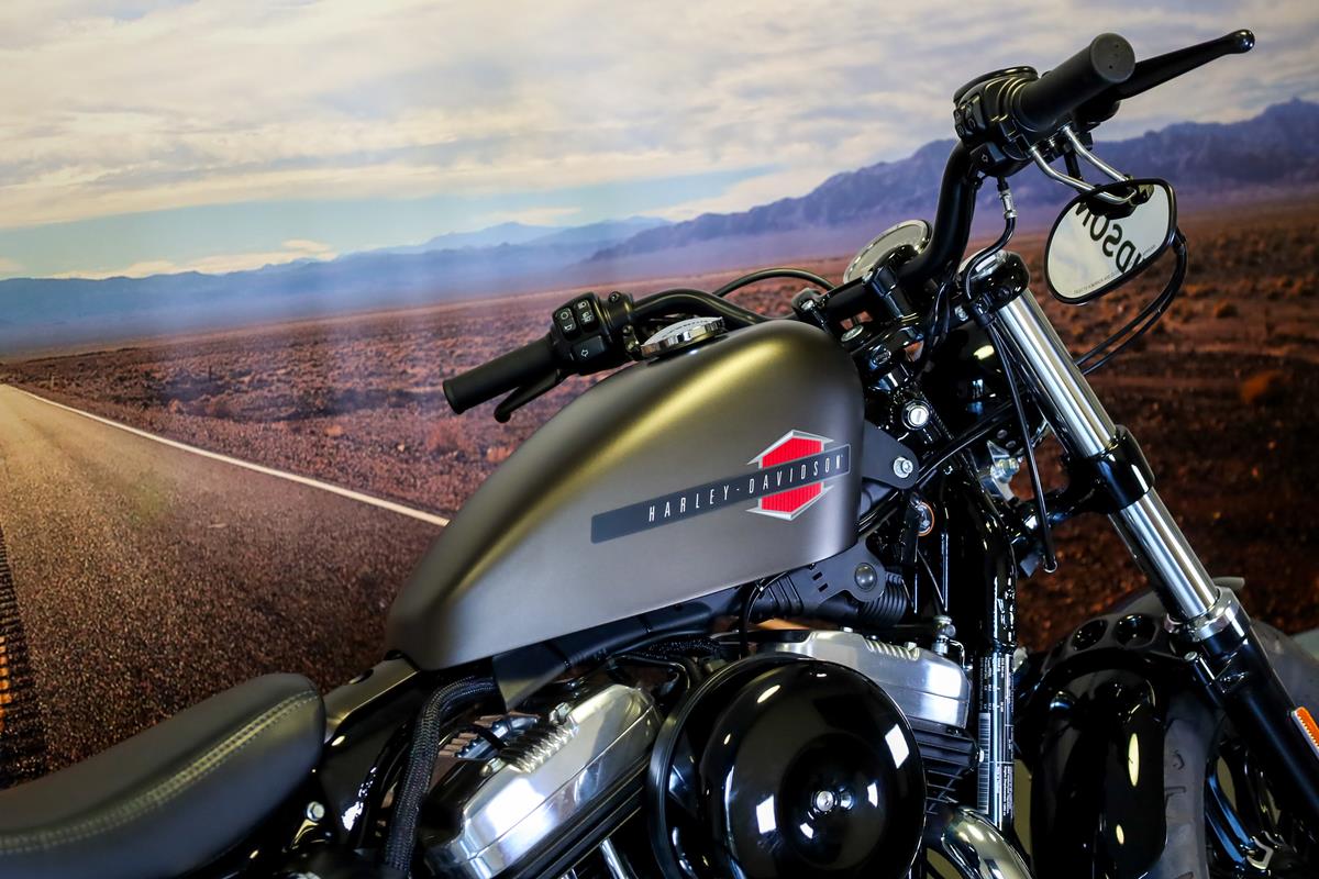 XL 1200 X Forty-Eight 