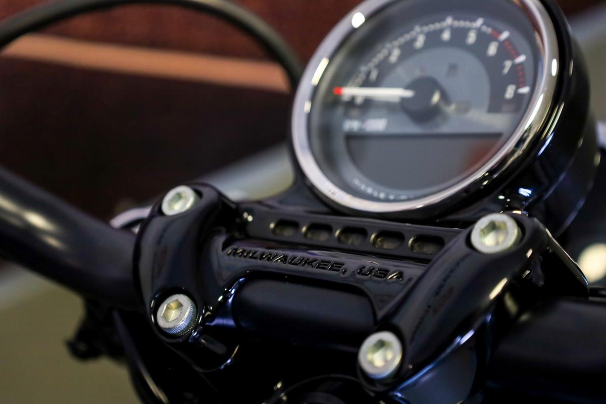 XL 1200 X Forty-Eight 