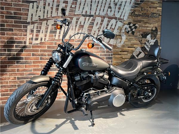 2017 HARLEY-DAVIDSON Softail FXBB Street Bob 107 ABS