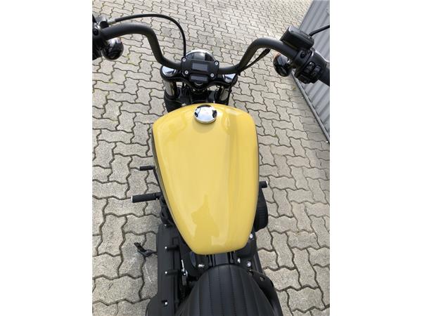 FXBBS Street Bob 114 Vorverlegte Fußrastenanlage