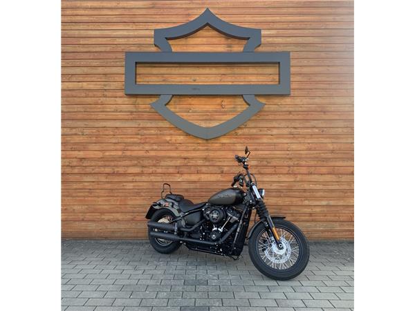 Street Bob 107 