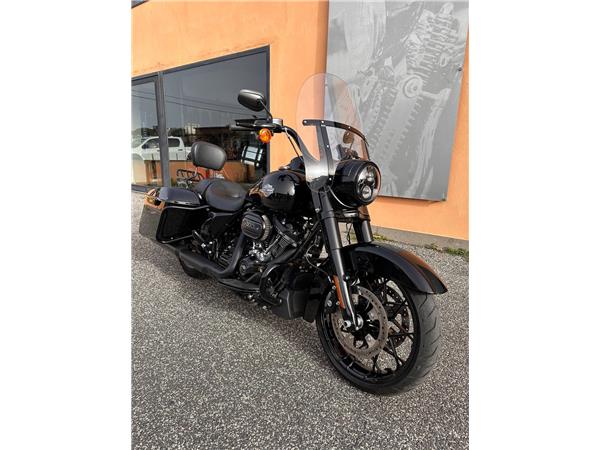 Harley-Davidson Touring FLHRXS - Road King Special