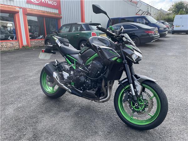 Z900