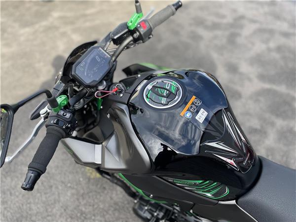 Z900