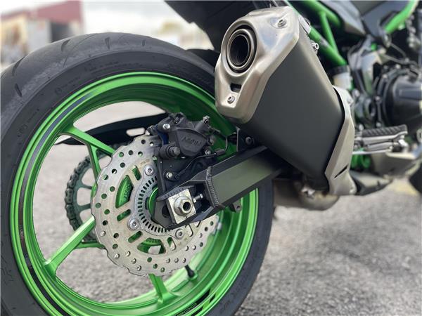 Z900