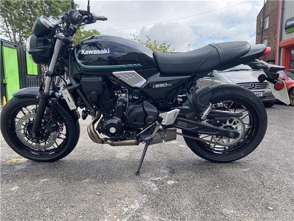 KAWASAKI Z650RS