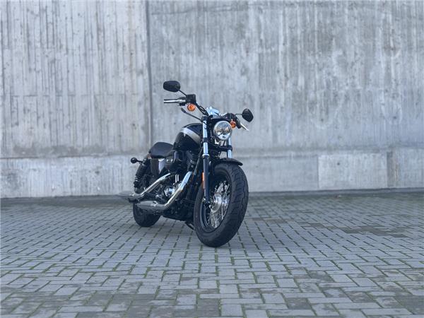 1200 Custom 