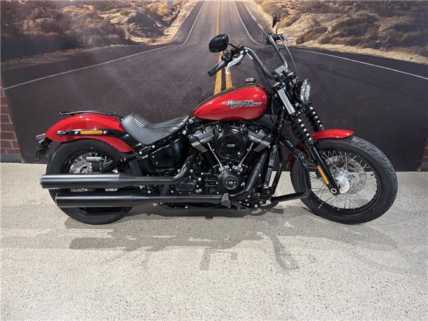 FXBB Softail Street Bob viel Zubehör