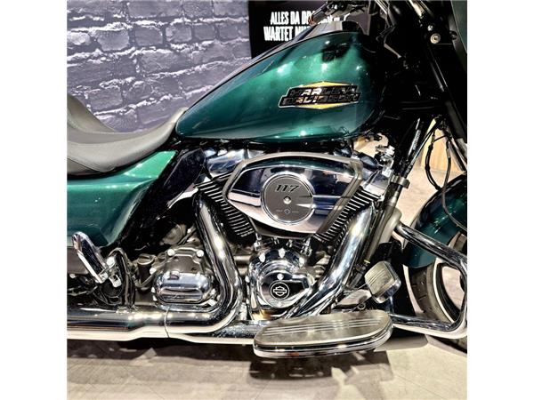 Street Glide 