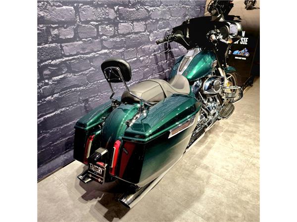 Street Glide 