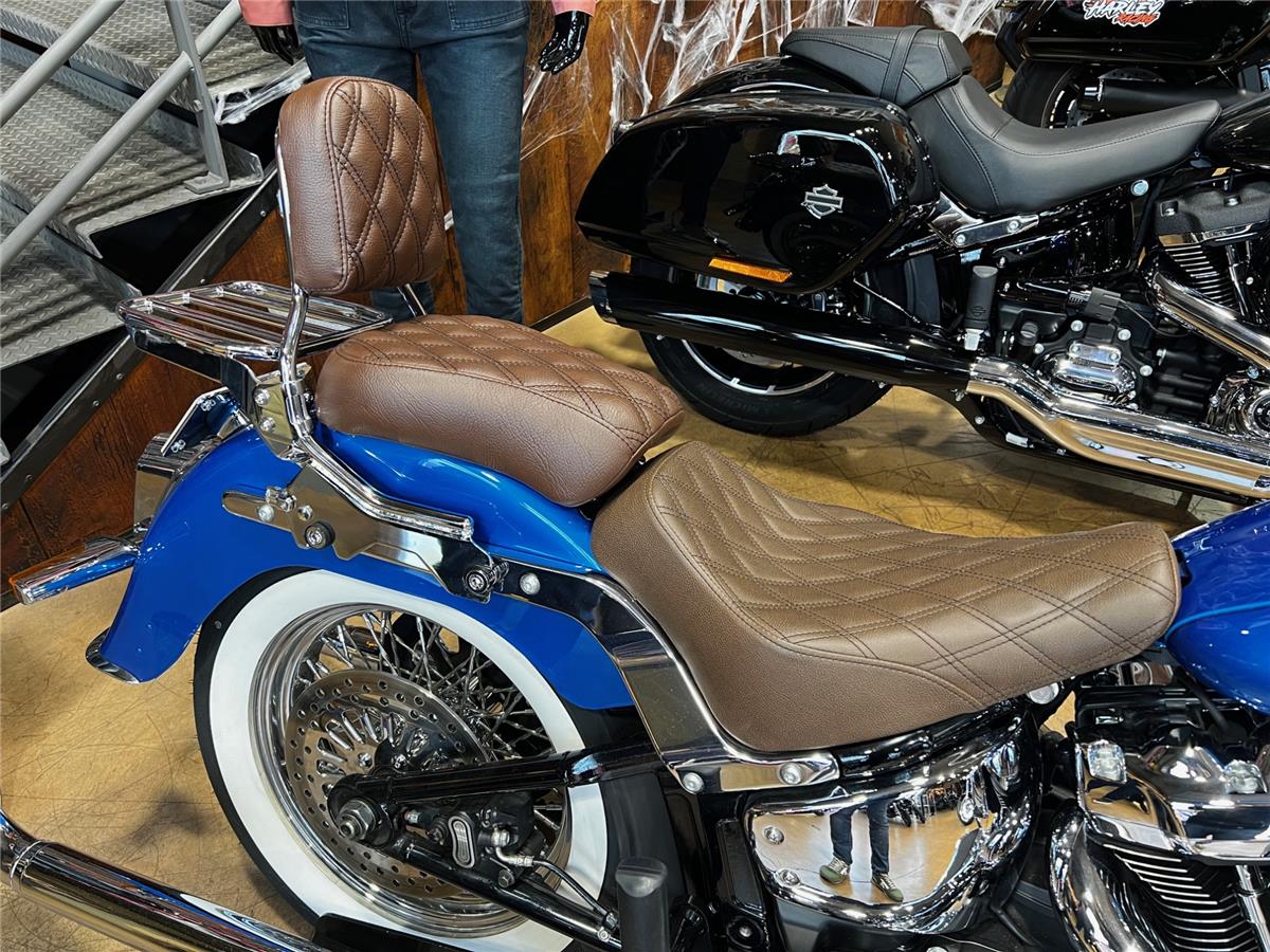 2018 HARLEY-DAVIDSON DELUXE