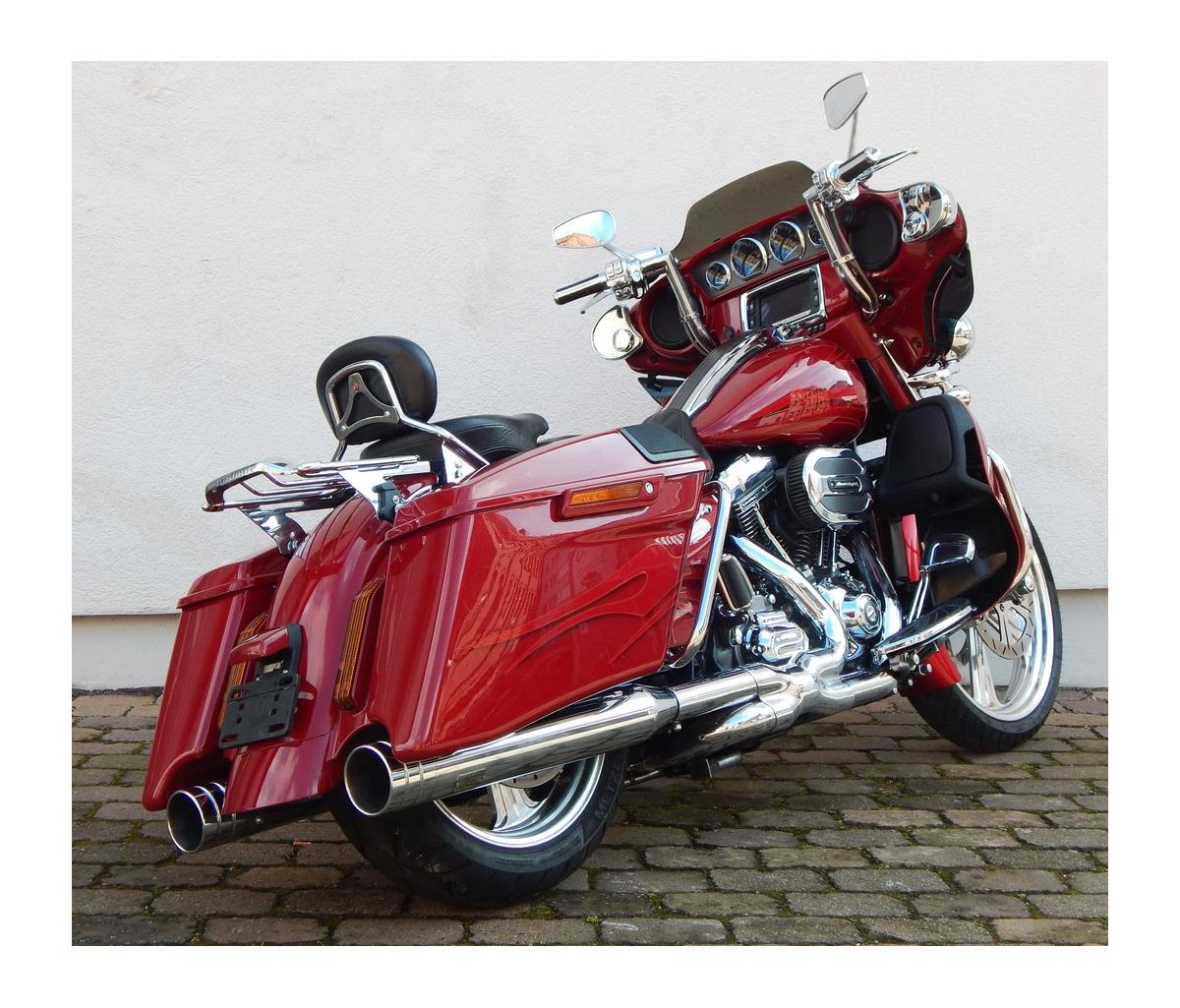FLHXSE CVO STREET GLIDE 