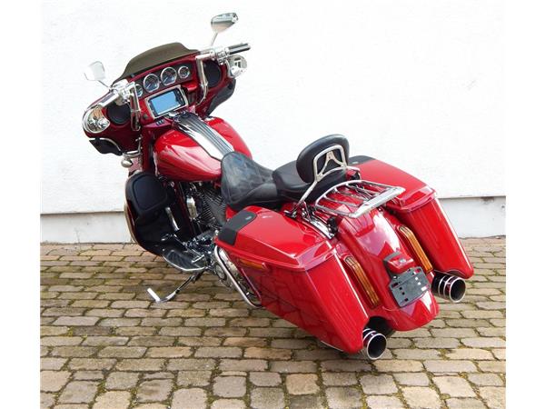 FLHXSE CVO STREET GLIDE 