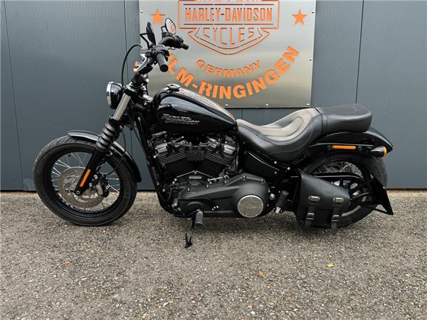 FXBB Street Bob mit Jekill & Hyde Auspuff