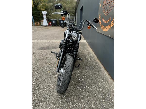FXBB Street Bob mit Jekill & Hyde Auspuff