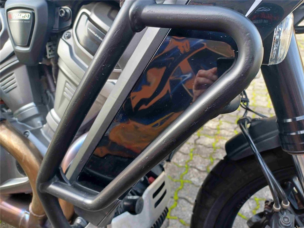 Adventure RA1250S Pan America Special mit ARH