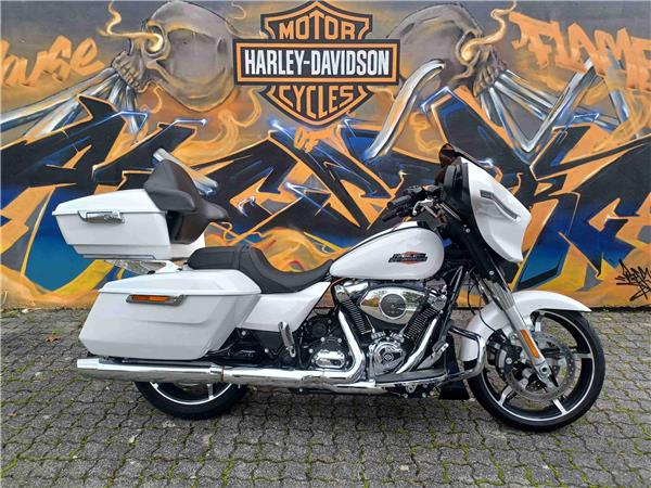 FLHX Street Glide