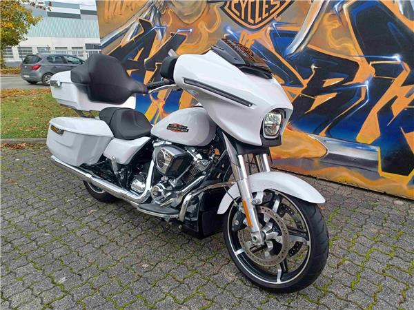 FLHX Street Glide