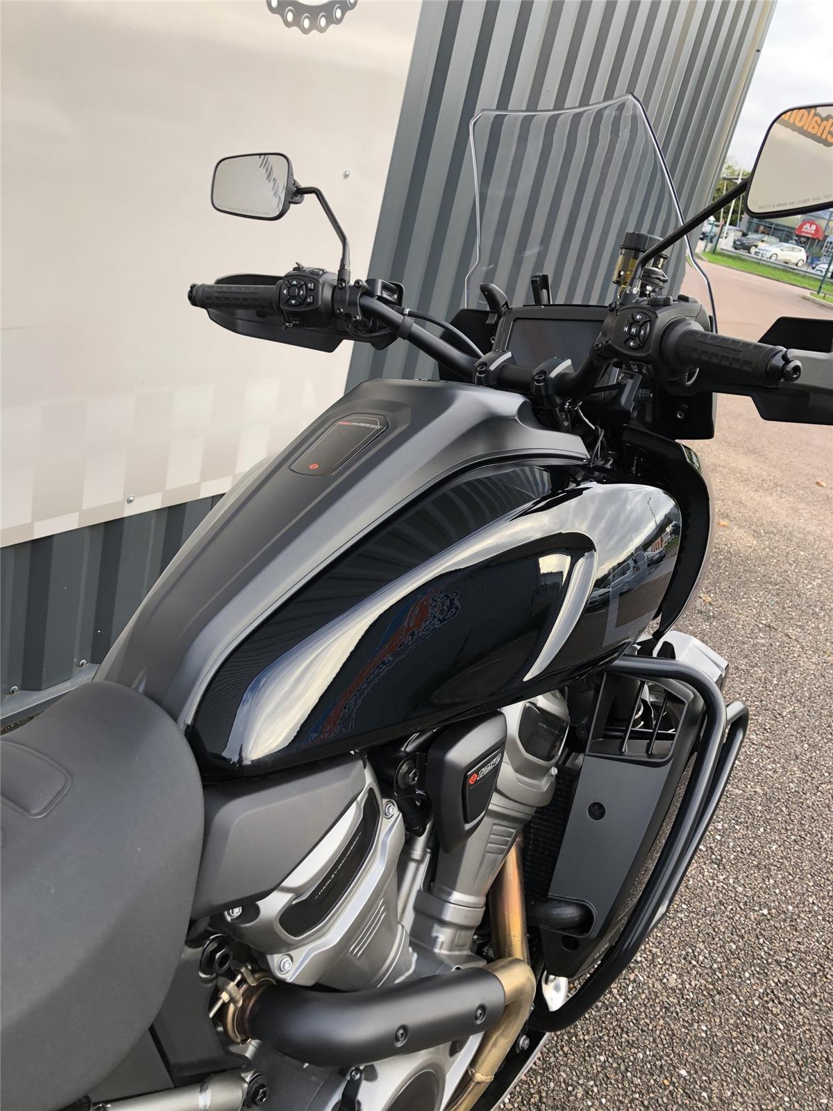 2022 HARLEY-DAVIDSON PAN AMERICA