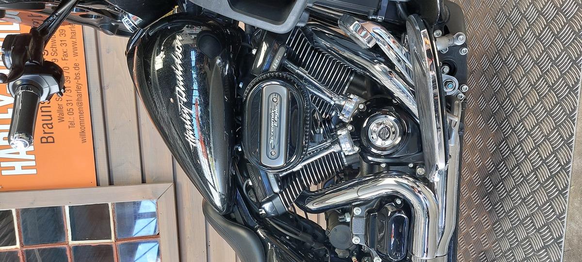 FLHXSE CVO STREET GLIDE 