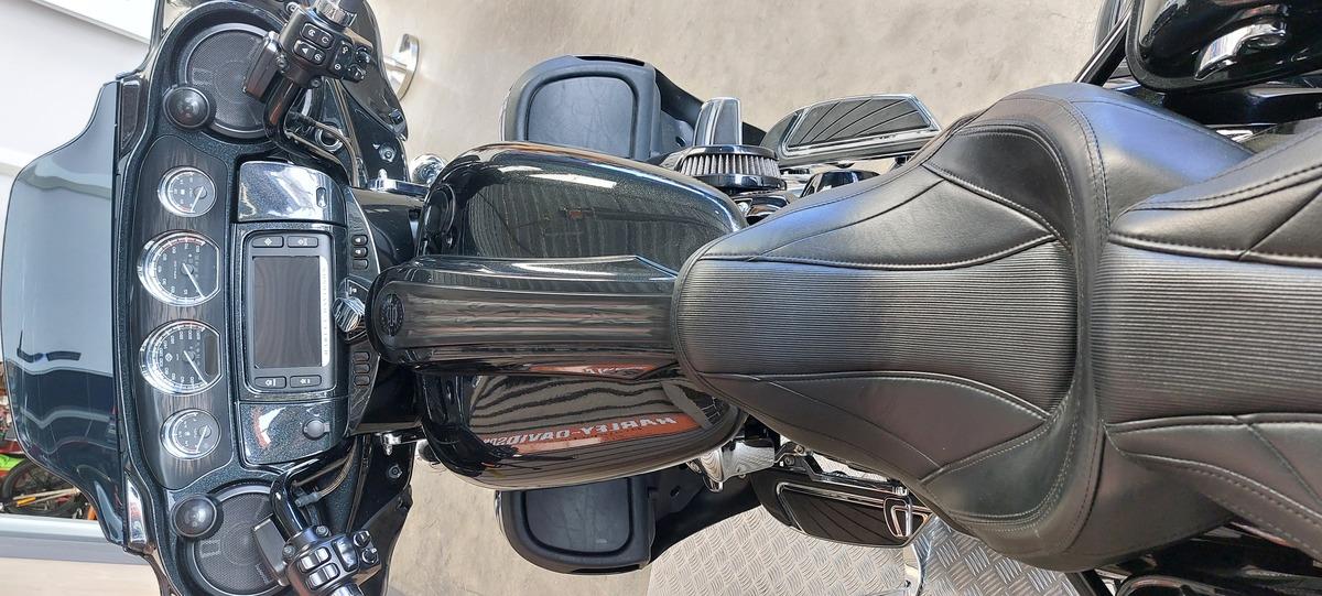 FLHXSE CVO STREET GLIDE 