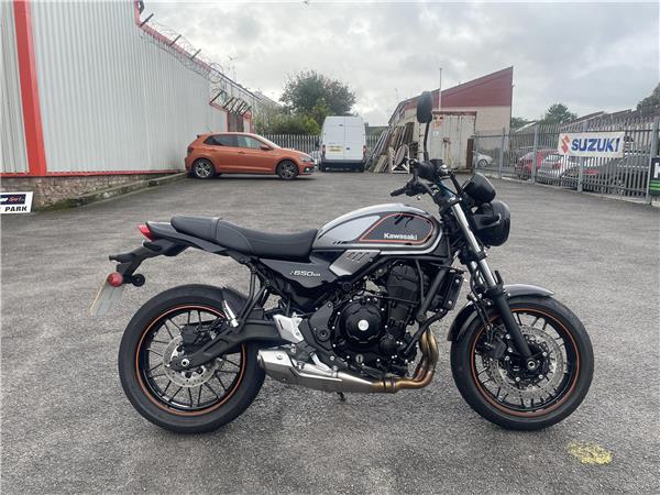 KAWASAKI Z650RS