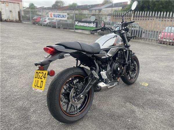 KAWASAKI Z650RS