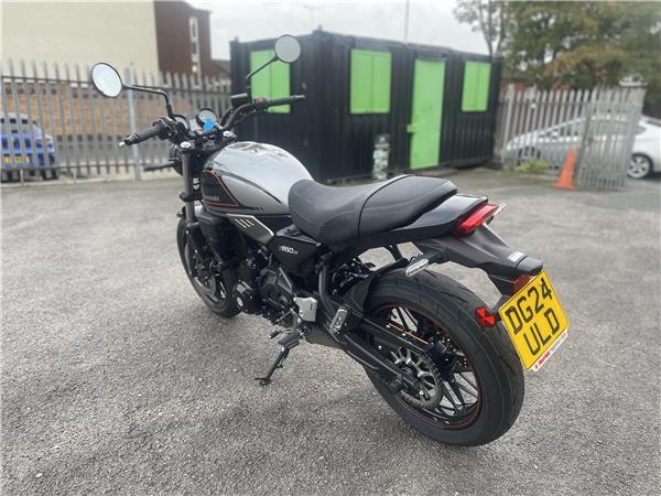 KAWASAKI Z650RS