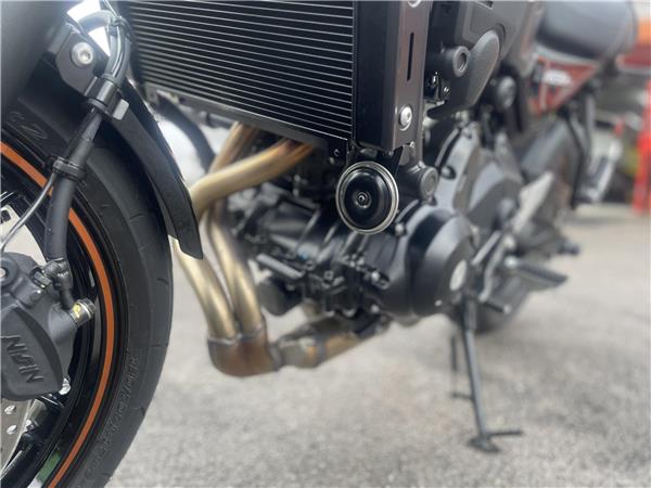 KAWASAKI Z650RS