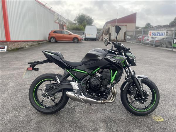 KAWASAKI Z650