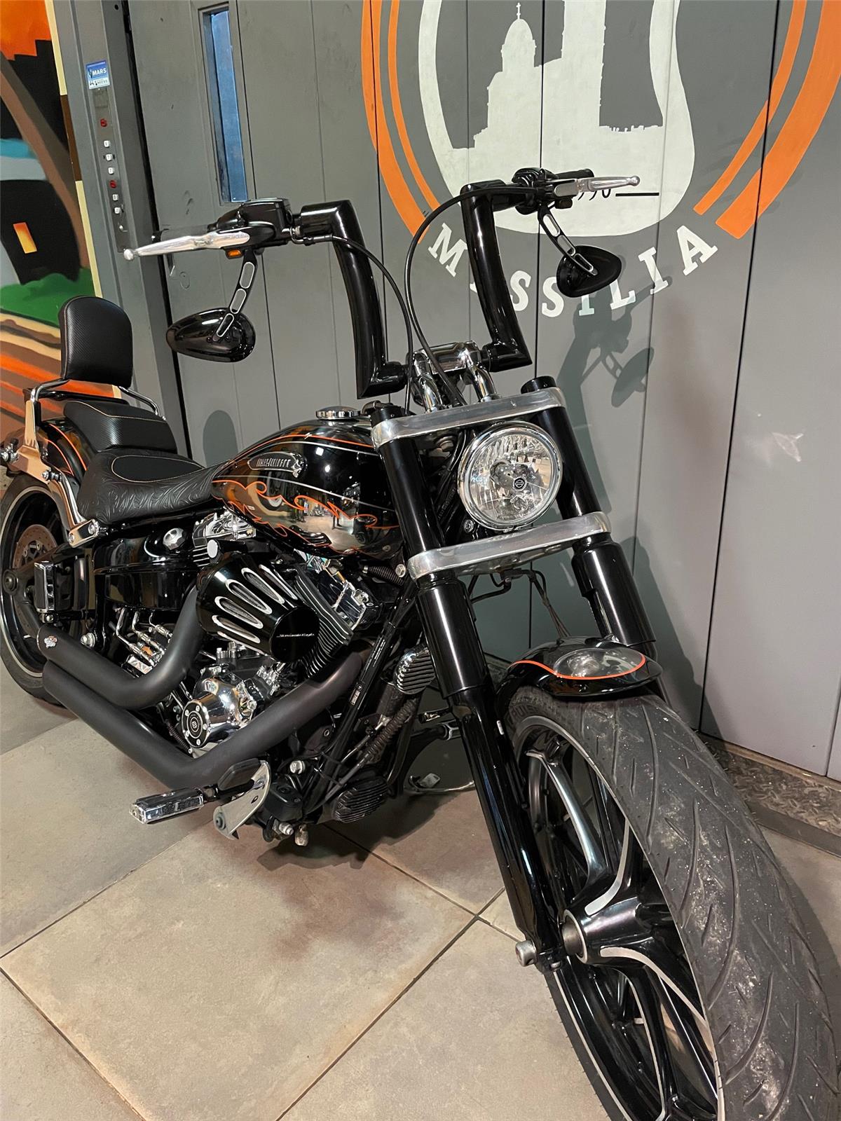 2015 HARLEY-DAVIDSON BREAKOUT