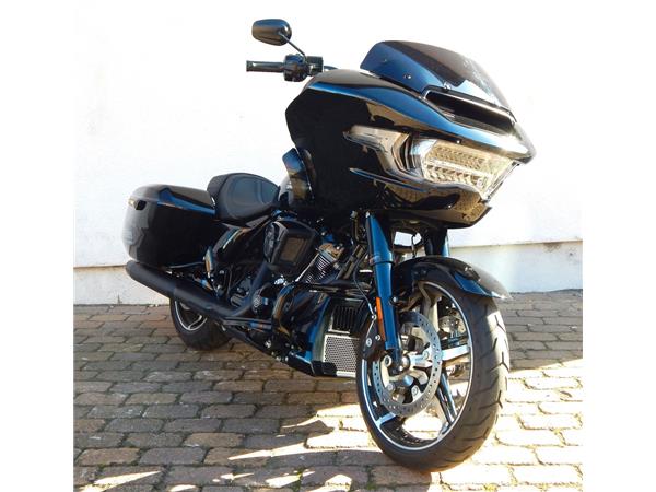 FLTRX  ROAD GLIDE 