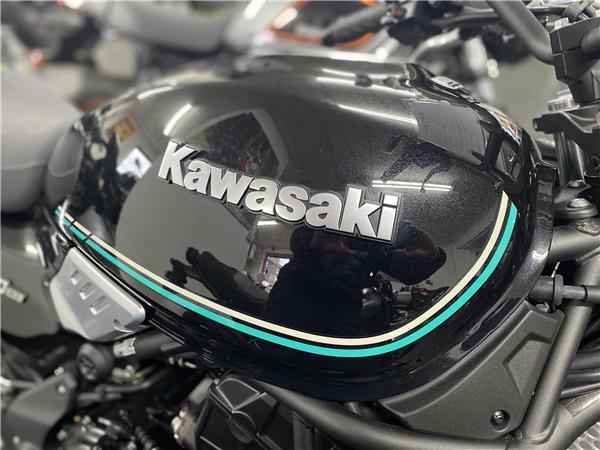 KAWASAKI Z650RS