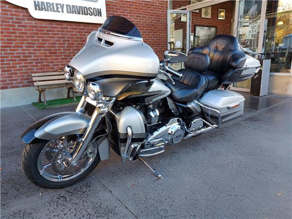 2017 HARLEY-DAVIDSON ELECTRA GLIDE