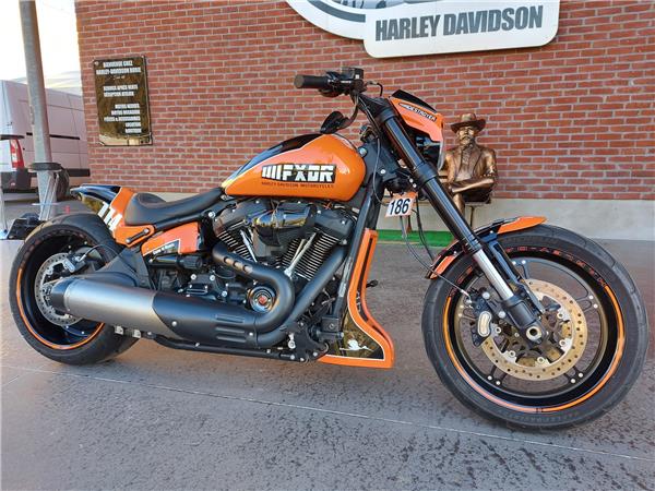 2019 HARLEY-DAVIDSON DESTROYER