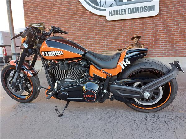 2019 HARLEY-DAVIDSON DESTROYER