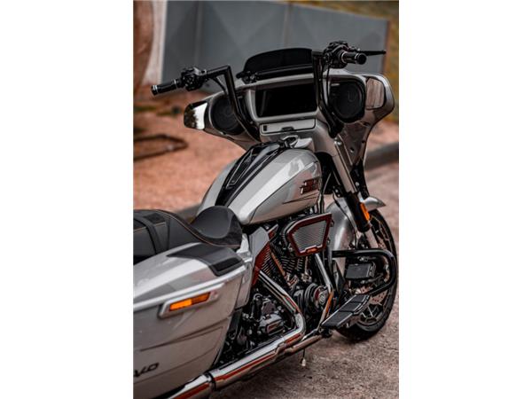 CVO Street Glide 121 