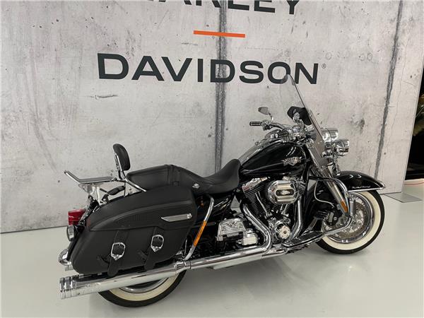 2011 HARLEY-DAVIDSON Touring FLHRC 1690 Road King Classic