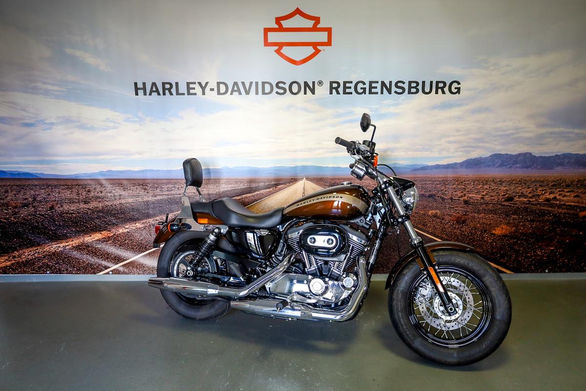XL 1200 C Custom 