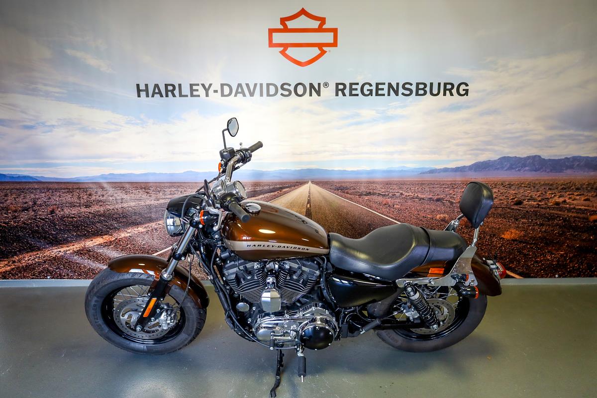 XL 1200 C Custom 
