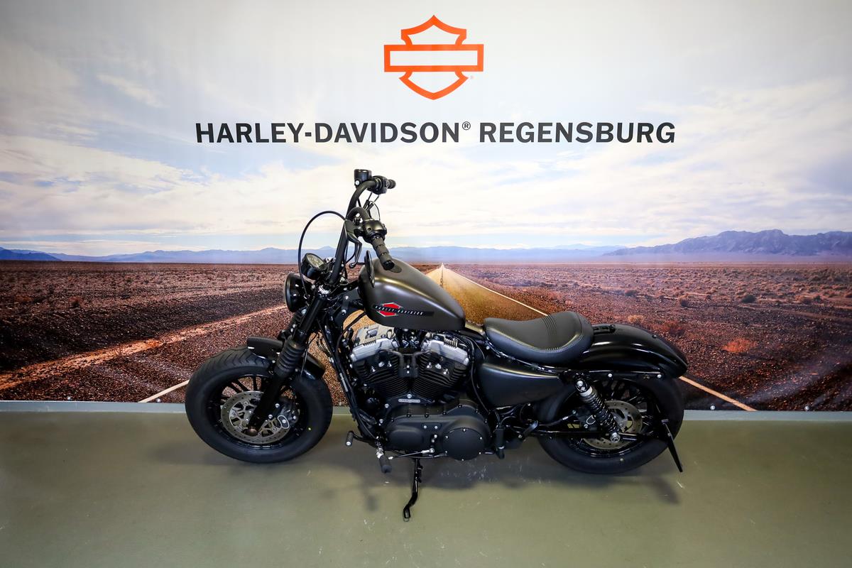 XL 1200 X Forty-Eight 