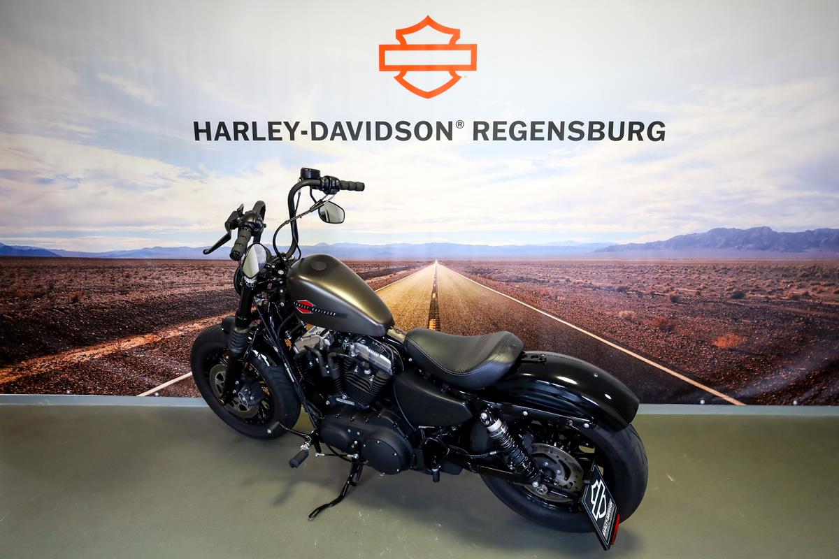 XL 1200 X Forty-Eight 