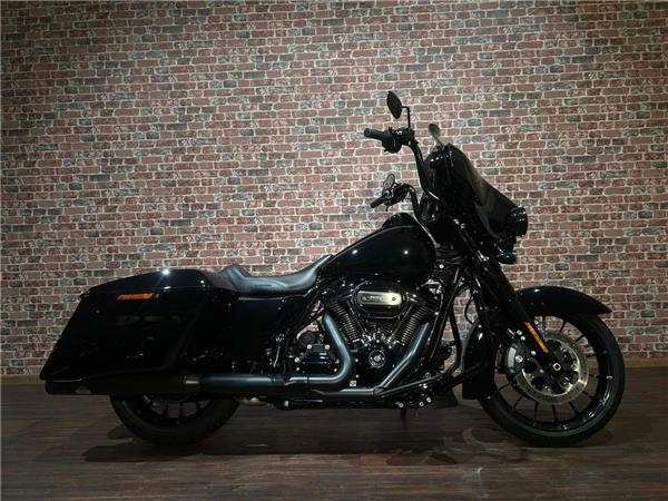 STREET GLIDE SPECIAL 