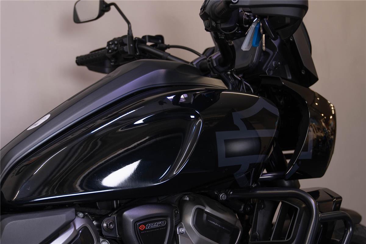 2024 harley-davidson RA Pan America 1250 Special