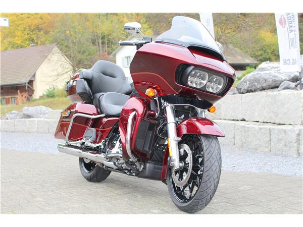 2017 HARLEY-DAVIDSON Touring FLTRU Road Glide Ultra 107 ABS