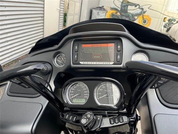 2018 Harley-Davidson Touring Road Glide Special FLTRXS Tourer